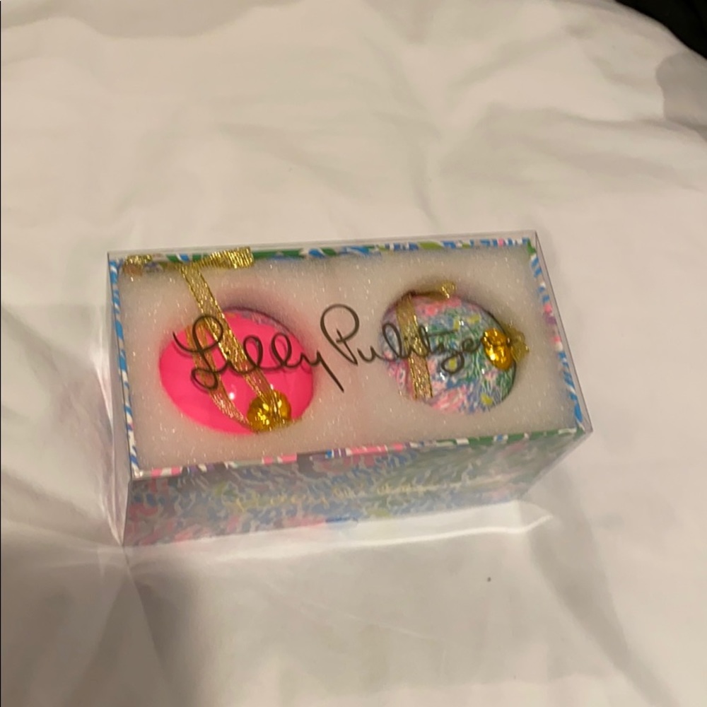 SOLD Ornament Set